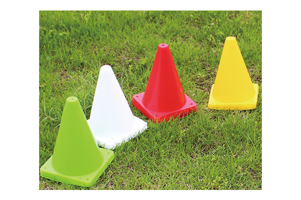 足球标志桶(图1)