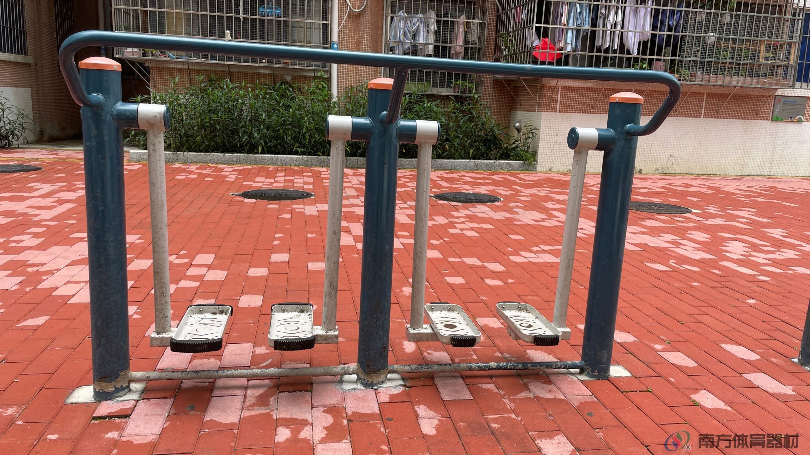 仁德楼(图4) 仁德楼(图4)