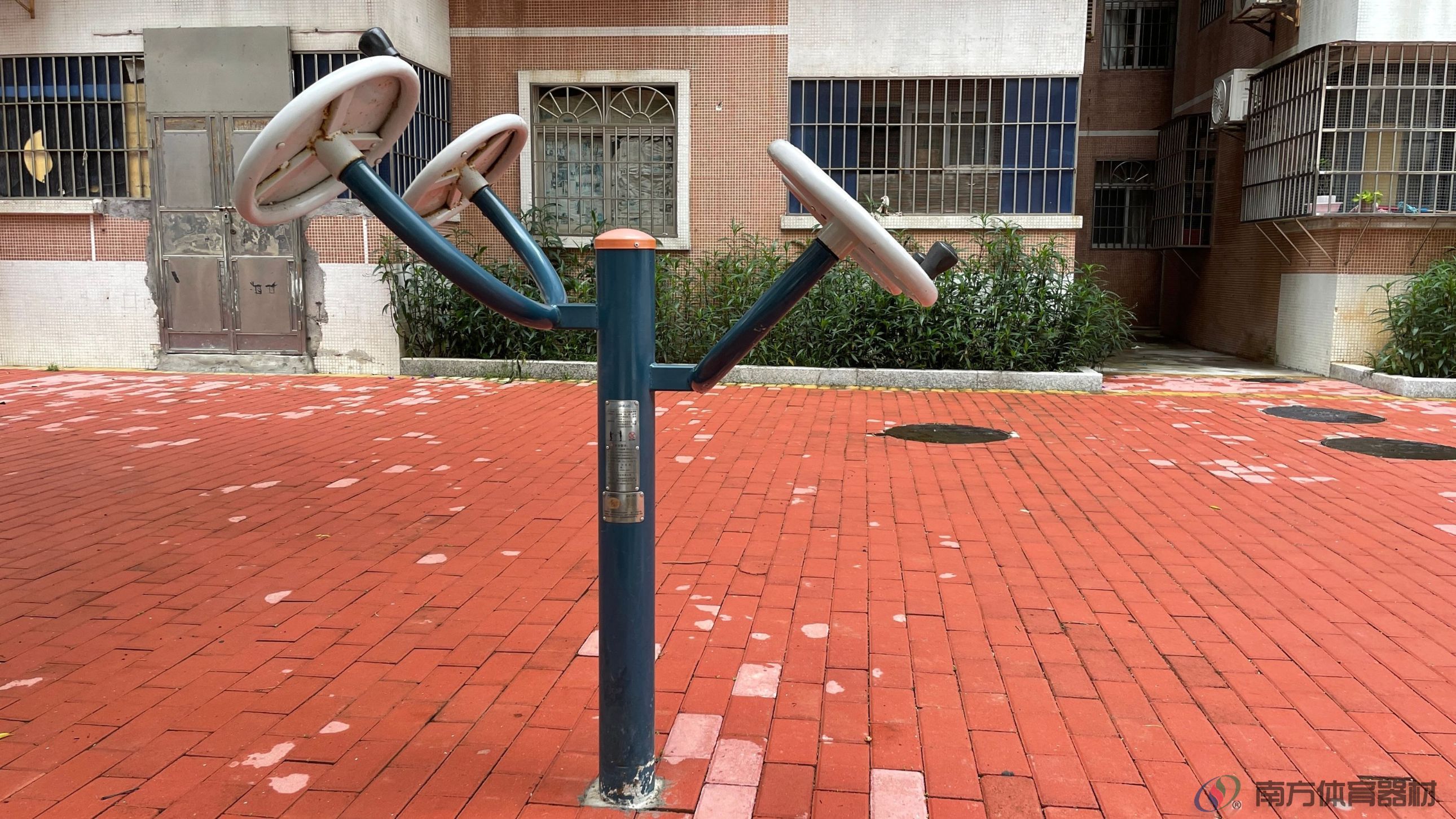 仁德楼(图2) 仁德楼(图2)