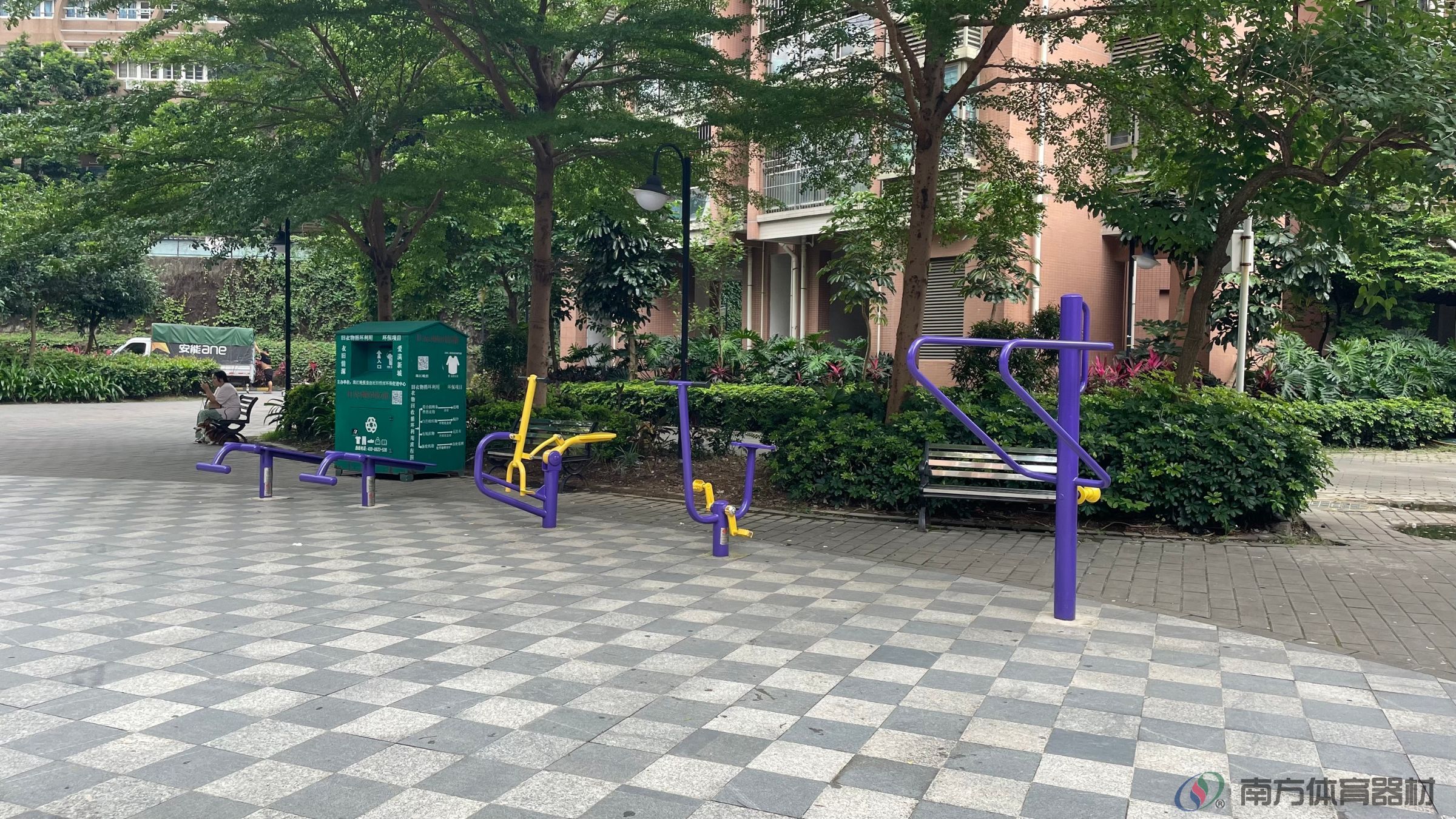 前山新城13栋旁第一套(图1) 前山新城13栋旁第一套(图1)