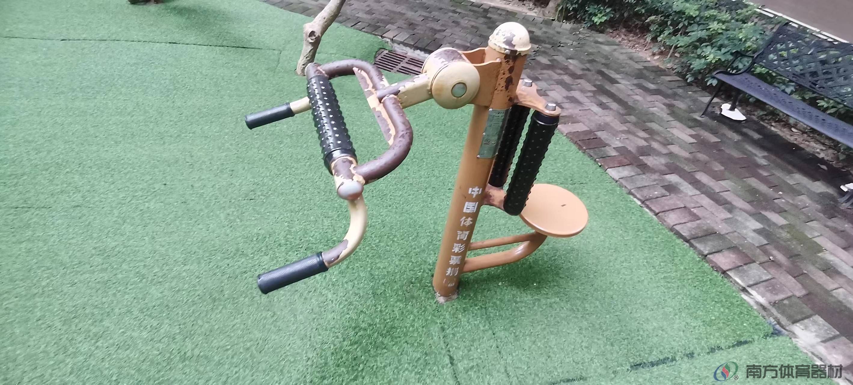 金地花园(图18) 金地花园(图18)