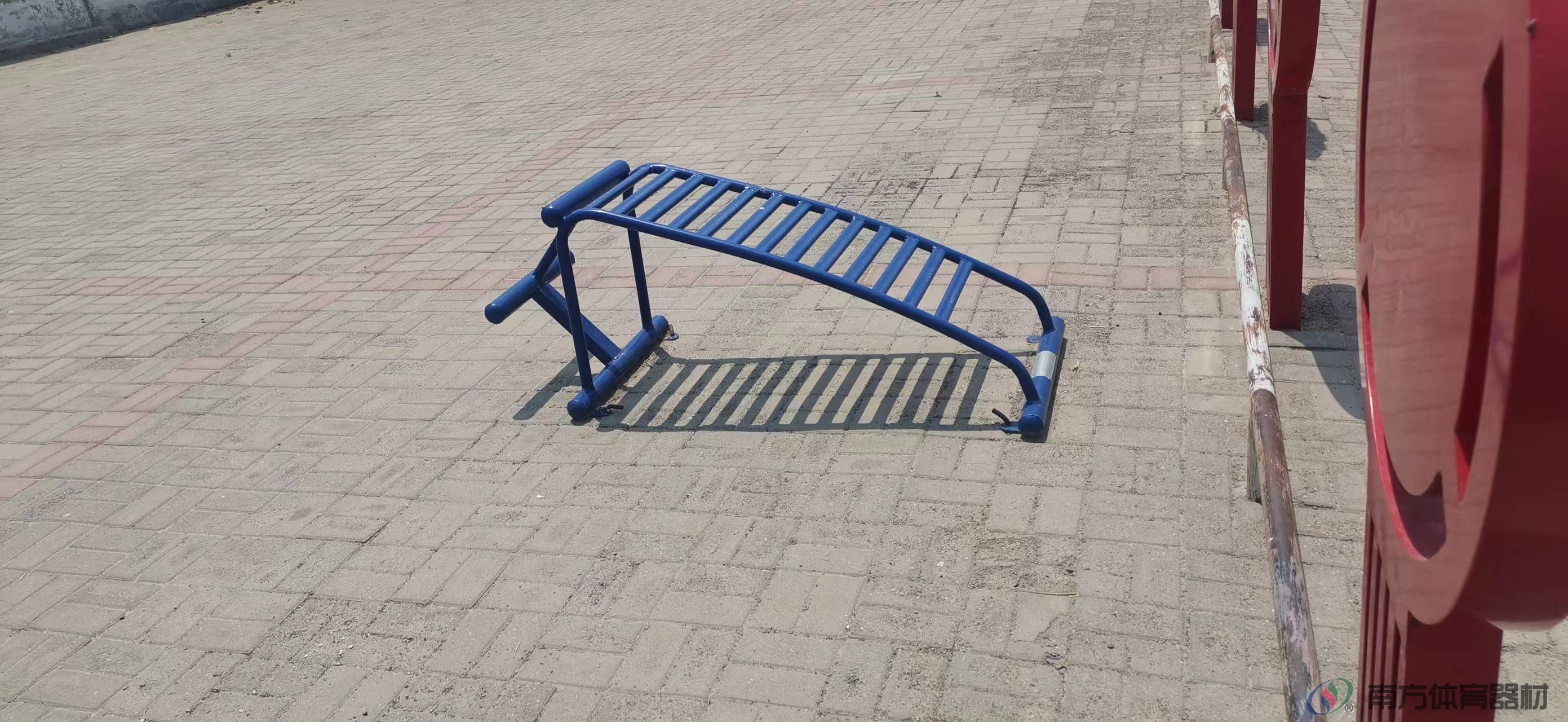 南方体育器材 南方体育器材